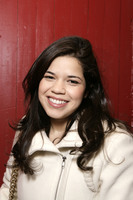 America Ferrera Sweatshirt #2322371