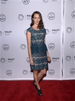 Amy Acker Longsleeve T-shirt #3025257