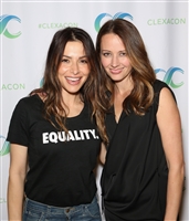 Amy Acker Longsleeve T-shirt #3025426