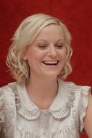 Amy Poehler Sweatshirt #2274821