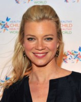 Amy Smart mug #G298017