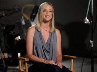 Amy Smart Sweatshirt #2282389