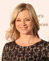 Amy Smart Longsleeve T-shirt #2755190