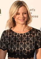 Amy Smart Longsleeve T-shirt #2755199