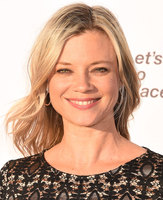 Amy Smart Longsleeve T-shirt #2794509