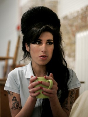 Amy Winehouse Mouse Pad 2020369