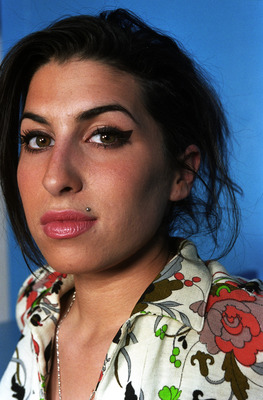 Amy Winehouse magic mug #G457115