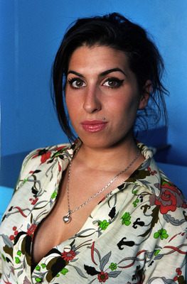 Amy Winehouse magic mug #G457120