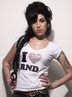 Amy Winehouse Poster 2300976