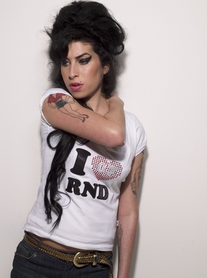 Amy Winehouse Poster 2300977