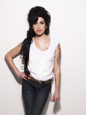 Amy Winehouse Poster 2300980