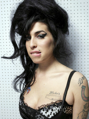 Amy Winehouse Poster 2344623