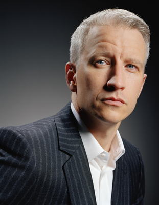 Anderson Cooper Poster 3672872