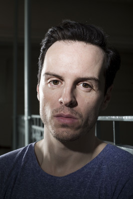 Andrew Scott Poster 2375435