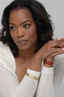 Angela Bassett Longsleeve T-shirt #1439664