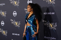 Angela Bassett Longsleeve T-shirt #3113716