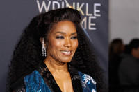 Angela Bassett Longsleeve T-shirt #3113728