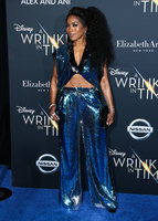 Angela Bassett Longsleeve T-shirt #3113773