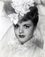 Angela Lansbury Sweatshirt #2542853