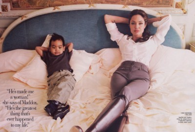 Angelina Jolie Poster 1250035