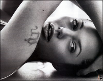 Angelina Jolie Poster 1344995