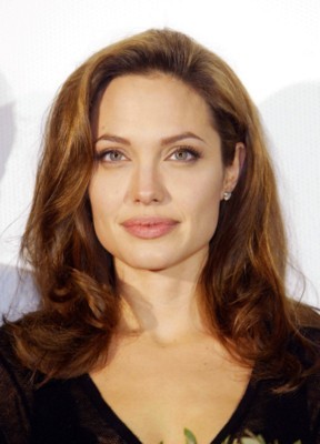 Angelina Jolie Poster 1357226