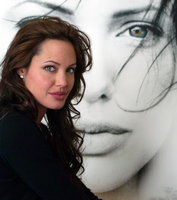 Angelina Jolie magic mug #G410124