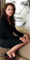Angelina Jolie Sweatshirt #2070666