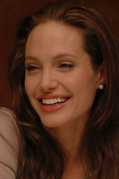 Angelina Jolie t-shirt #2232075