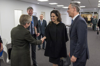 Angelina Jolie longsleeve t-shirt #2976830