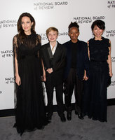 Angelina Jolie hoodie #2977001