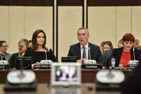 Angelina Jolie Sweatshirt #3090362