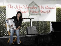 Angie Harmon t-shirt #1378908