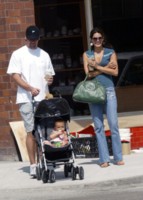 Angie Harmon t-shirt #1439797