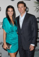 Angie Harmon t-shirt #1494363
