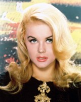 Ann-Margret Longsleeve T-shirt #1526076