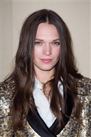 Anna Brewster Sweatshirt #3019549
