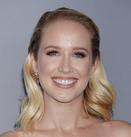 Anna Camp longsleeve t-shirt #3152184