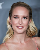 Anna Camp longsleeve t-shirt #3152185