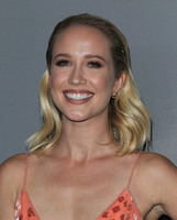 Anna Camp Sweatshirt #3152269