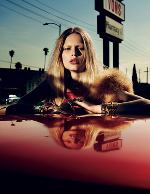 Anna Ewers Mouse Pad 2374219