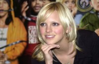 Anna Faris Sweatshirt #1323517