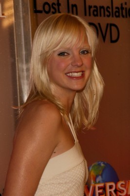 Anna Faris stickers 1323537