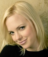 Anna Faris t-shirt #2063644