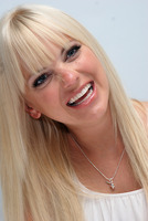 Anna Faris Sweatshirt #2268814