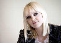 Anna Faris t-shirt #2315284