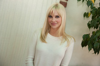 Anna Faris Tank Top #2449283