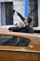 Anna Faris Sweatshirt #2844192