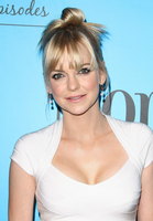 Anna Faris hoodie #2991012