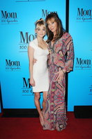 Anna Faris hoodie #2991014